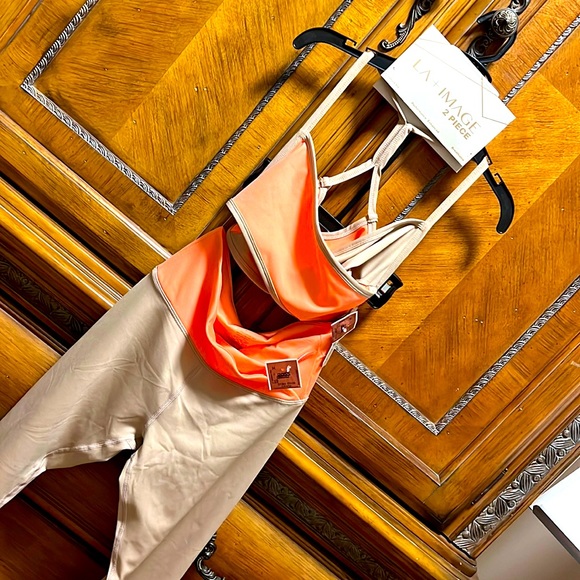 LA +Image 2 Piece Sports Bra & Leggings Performance, Breathable & Comfort Fit! - Picture 1 of 8
